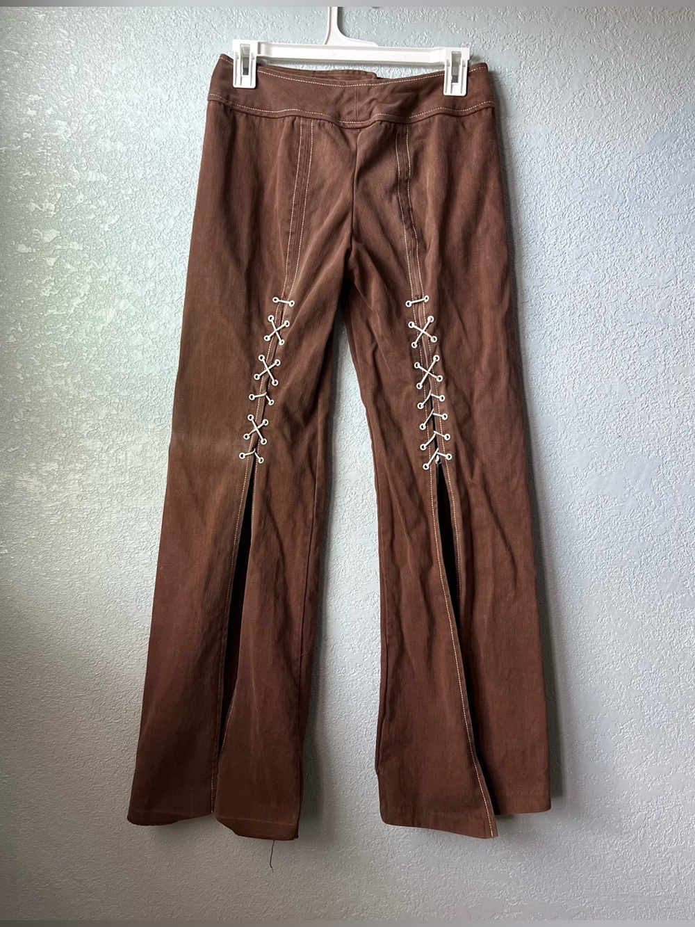 Vintage Western Brown Lace Up Flare Pants Split Hem Low Rise Rodeo Women’s XS-S.